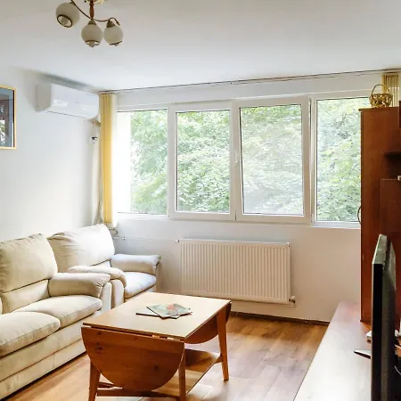 Old Town Historic With Backyard Mini Park