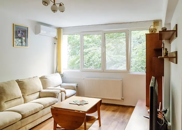 Old Town Historic With Backyard Mini Park