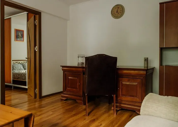 Old Town Historic With Backyard Mini Park * Bukurešť