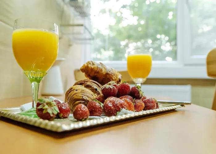 Old Town Historic With Backyard Mini Park Apartman *