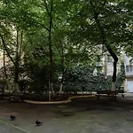 Old Town Historic With Backyard Mini Park Apartment Bucharest