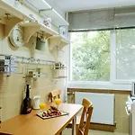 Old Town Historic With Backyard Mini Park Apartment Bucharest