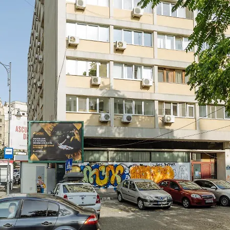 Old Town Historic With Backyard Mini Park Apartment *